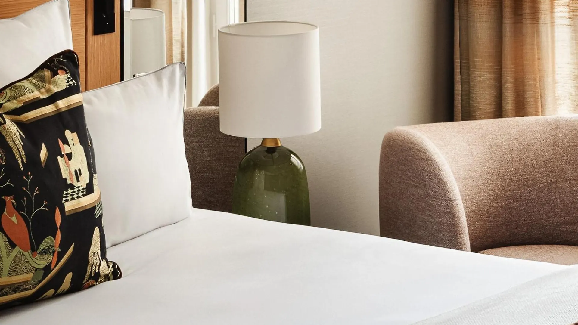 ***** Hotel Hôtel De Sers Champs Elysées Parigi Francia