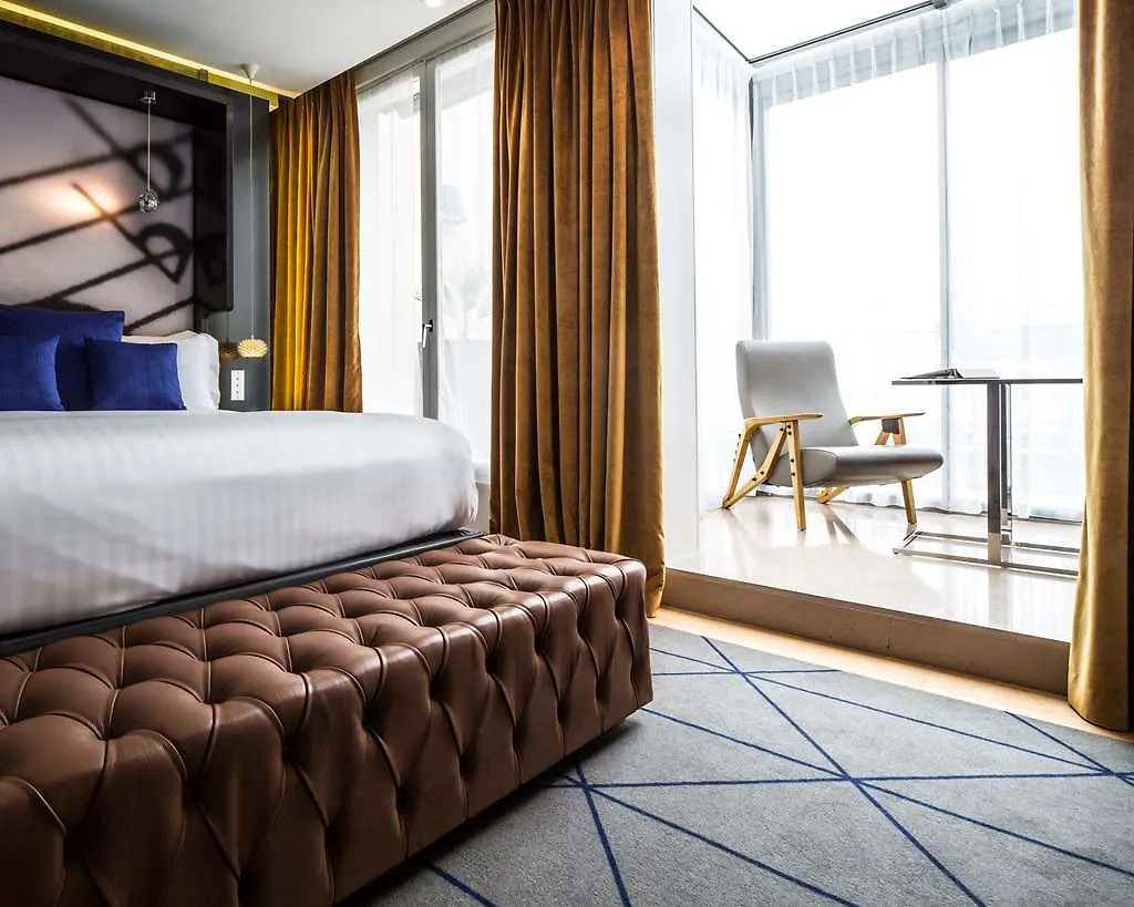 Hotel Hôtel De Sers Champs Elysées Parigi