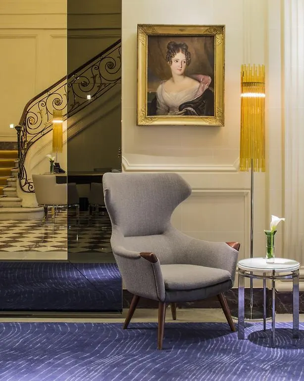 Hôtel De Sers Champs Elysées Parijs Hotel